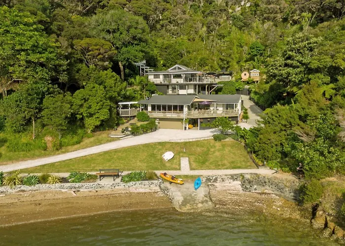 Water\'S Edge Holiday Home